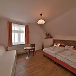 Hotel Kácov