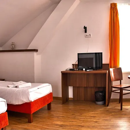 Hotel Kacov Ξενοδοχείο