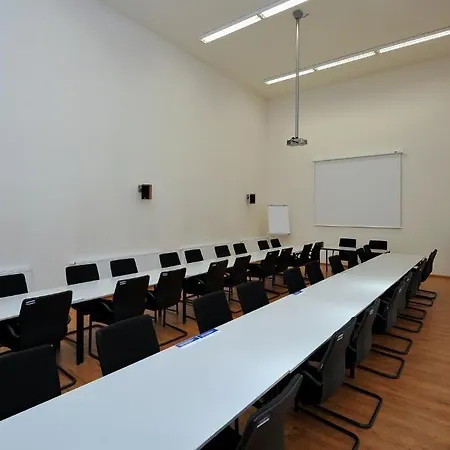 Hotel Kacov מלון Kácov