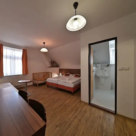 Hotel Kácov Hotel 3*