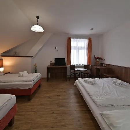 Отель Hotel Kacov