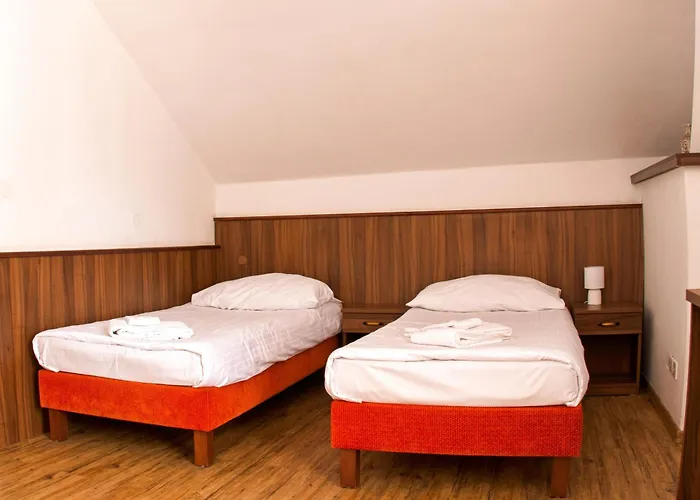 Szálloda Hotel Kácov Kácov