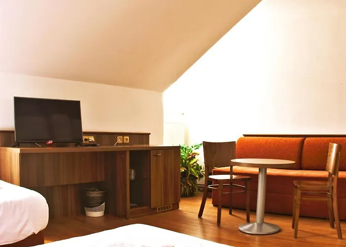 Szálloda Hotel Kácov